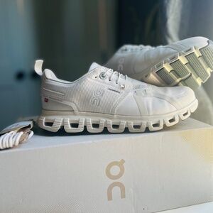 ON Running Cloud 6 WP Waterproof Pearl Cream New Training Women Shoe Size 6W